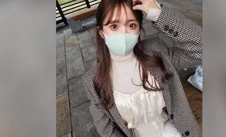 Tôi đã có một buổi hẹn hò ngắm hoa anh đào với em sinh viên mới lớn Tôi đã có một buổi hẹn hò ngắm hoa anh đào với em sinh viên mới lớn